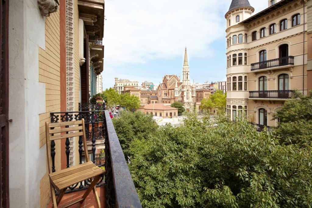 Beautiful Apartment In Eixample Barcelona Værelse billede